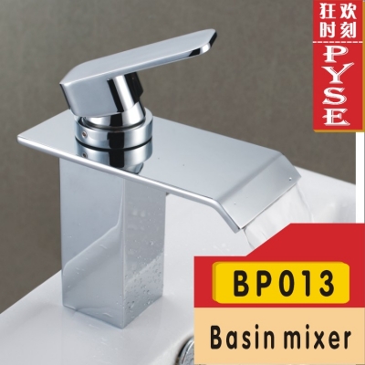 2014 promotion single hole ceramic bathroom faucet torneira para banheiro bp013 waterfall basin mixer